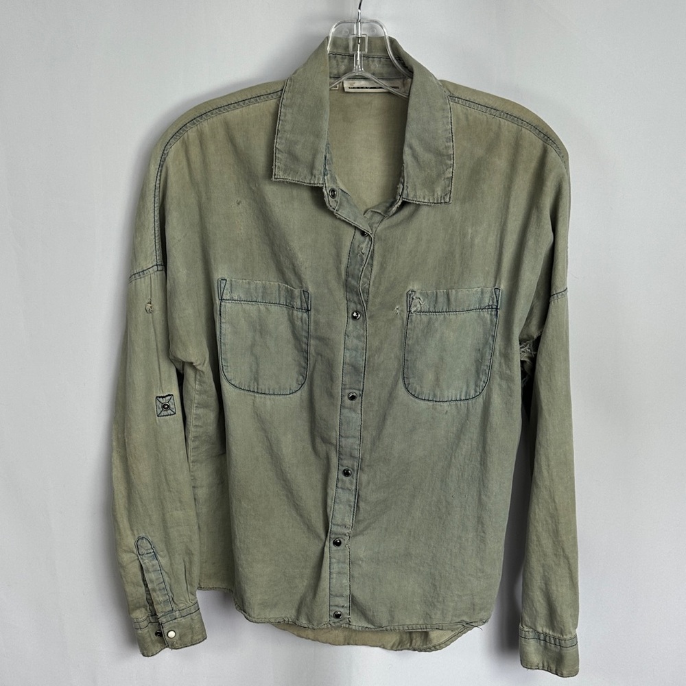 Noisy May Olive Button-Up Shirt |  in Filming Interview with a Vampire